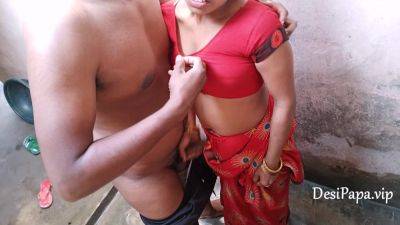 Hot Fucking Of Desi Indian Wife Outdoor Early Morning Sex In A Village - txxx.com - India - Indian