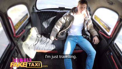 Innocent tourist Kathy Anderson seduced by fake taxi driver Johnny Pag in public - sexu.com - Czech