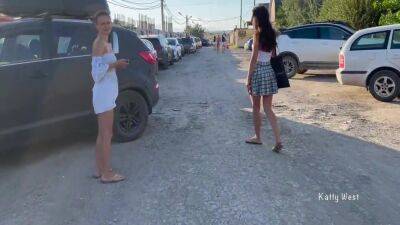 Two Girls Walk In Public Without Panties And Show Pussies 6 Min - hclips.com