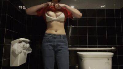Waitress Masturbates In Public Restaurant Bathroom During Work - hclips.com