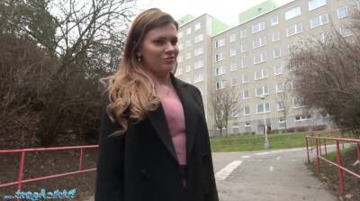 Public agent russian shaven sexy girl vagina hard penetrated for cash - sunporno.com - Russia