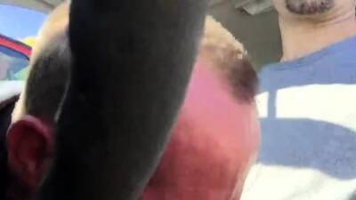 Manthroat Sucks pupbalto in car in public - drtvid.com