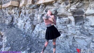 Tattooed Girl Fingering Pussy By The Sea - Outdoor - hclips.com