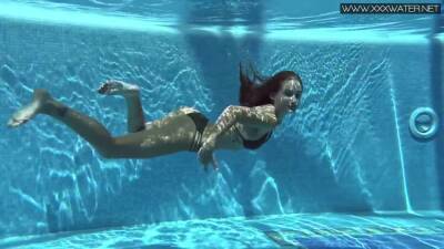Tiffany - Tiffany Tatum - Public Swimming Pool With Gets Wild - hclips.com
