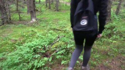Hiking Adventures Fucking Buble Butt Next To The Tree In Public Park With Cumhot On Her Ass - hclips.com