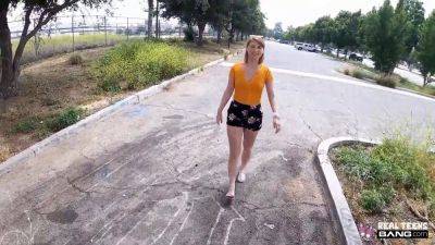 Ginger Grey's first public audition: flashing, twerking, and giving head in public - sexu.com