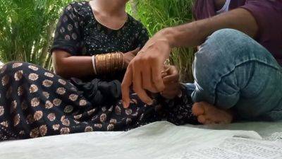 Fucked Girl In Public Park Among People Bengali Voice - upornia.com - India - Indian