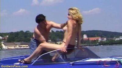 Horny German couple loves outdoor sex at the boat - sunporno.com - Germany