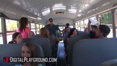 Kaci Lynn Keiran Lee gets on the bus driver's good side in HD digital playground - sexu.com