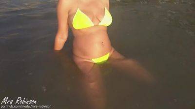 Babe In Micro Bikini Stripping Down At Public Beach - upornia.com