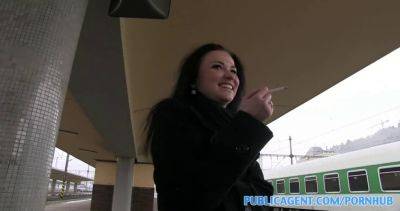 Olivia - Olivia, the amateur camcorder, pays for sex with her mouth and pussy in public - sexu.com
