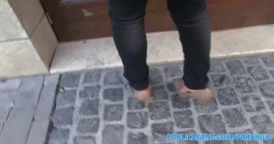 Aylin Diamond gets drilled in public toilet & takes a hot load - sexu.com - Romania