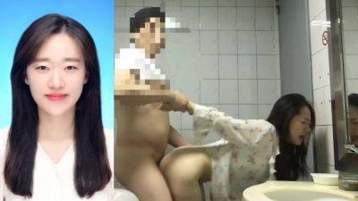 Yi Yuna Fucked In A Public Toilet - upornia.com - North Korea