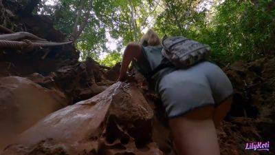 Real Couple Caught Having Sex Outdoor During Hiking! Lilykoti - hclips.com