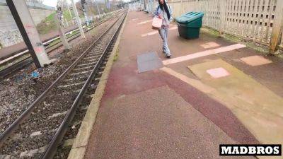 I Fuck My Chilean Friends Good Ass In A Public Train And At Her Place After Seeing Each Other Again - hclips.com - France - latina - french