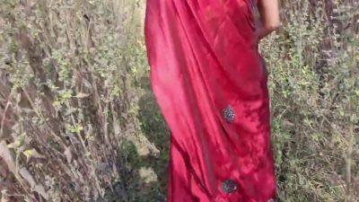 Cute Bhabhi Sexyred Saree Outdoor Sex Video - hclips.com