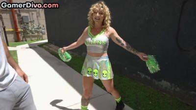 Deepthroating cheerleader babe gets pussyfucked outdoor - hotmovs.com