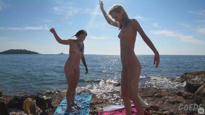 Brille And Poppy Doing Nude Yoga On A Public Beach While On Vacation - hotmovs.com