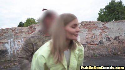 21yo Public Lady Loves Pussy Fucking By Big White Dick - hclips.com