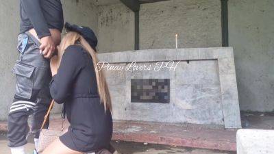 Pinay Sex In Public Cemetery 7 Min With Vixenn Cruz And Carl Cruz - hclips.com - Asian