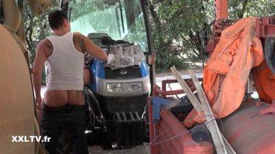 Outdoor Sex Leant On A Tractor - upornia.com