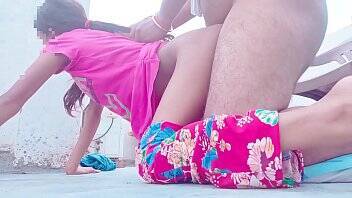 First time outdoor sex with brother in law - xvideos.com - India - Indian