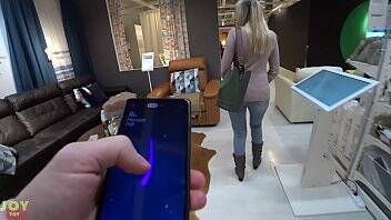 Vibrating panties while shopping - Public Fun with Monster Pub - xvideos.com