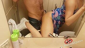 We decided to have sex in the toilet of the train. Seduced me in the cinema, so I fucked her in the toilet. Two public videos in one - xvideos.com