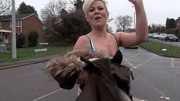 Dexy milf pisses herself in public and shows her ass to passing cars - xvideos.com - Britain - British